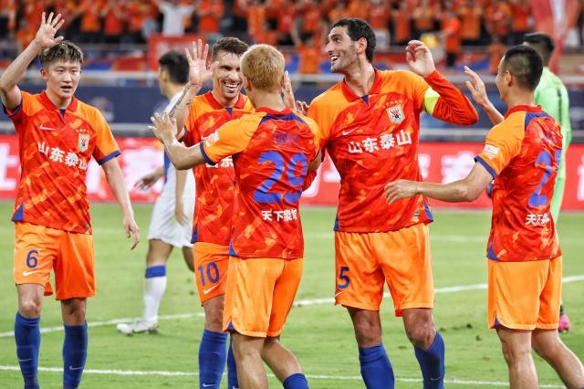 尴尬！中超结束3队还要多踢1个月 要不要改跨年？