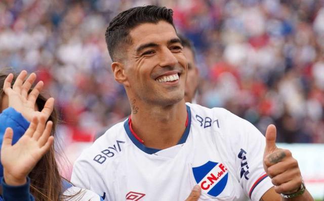 九游娱乐平台-苏亚雷斯亮相乌拉圭民族 签至年底 月薪仅3万美元